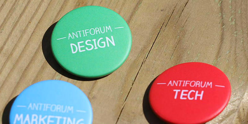 Antiforum badges majeures